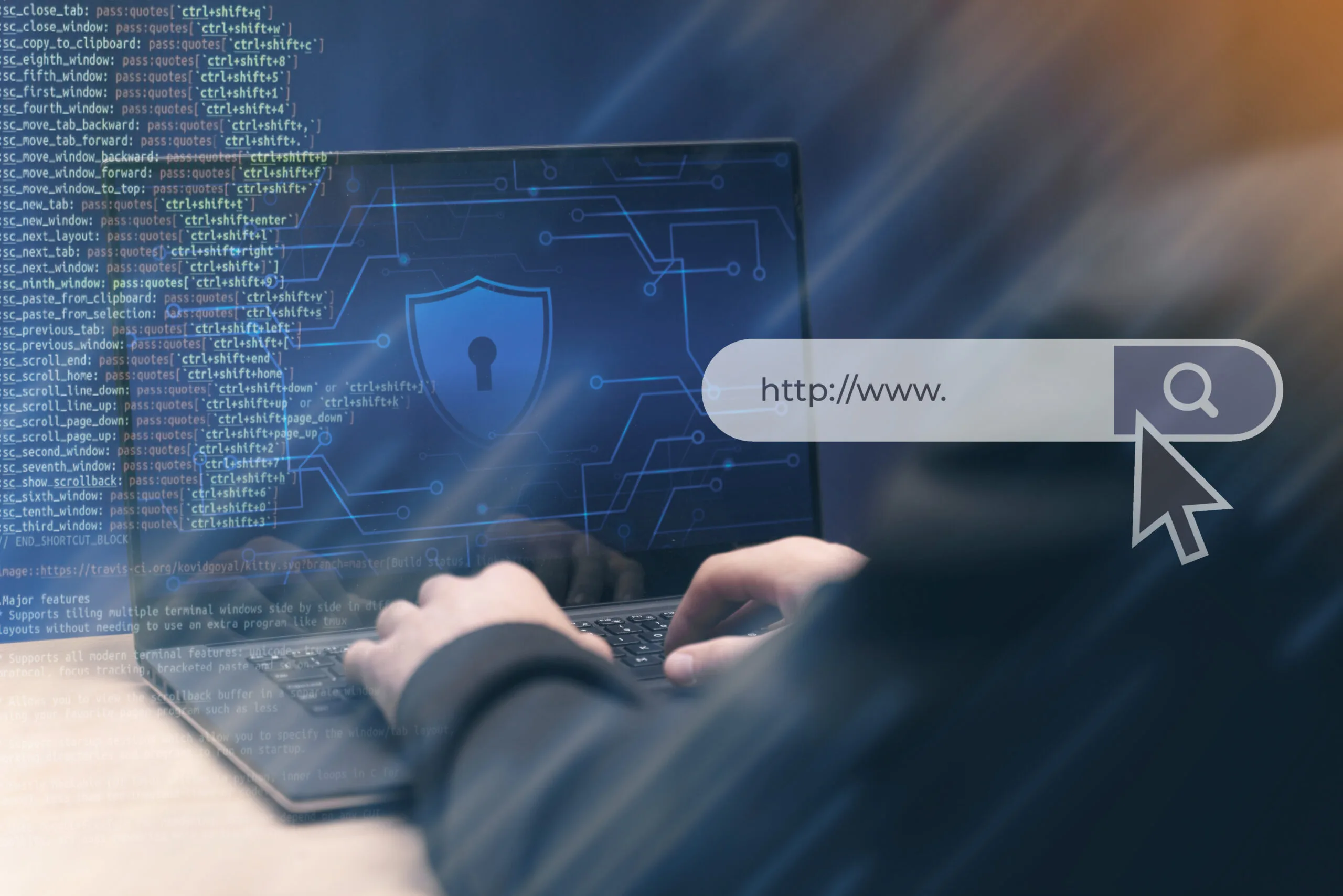 Programador trabajando en ciberseguridad y desarrollo web con optimización SEO